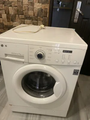غسالة LG 7 ك شغاله بحاجة الى تبديل بيل
