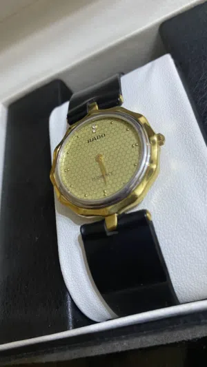 Rado Florence ladies SAPPHIRE CRYSTAL Gold Tone Stainless Steel Wristwatch 30 mm