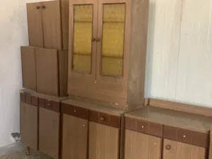 مطبخ خشب عدد 2 بحالة جيدة