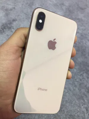 آيفون XS 256gb مسكر آي كلاود كان مفتوح مواصفات و سيريال رقمه نفس الجهاز في الصور