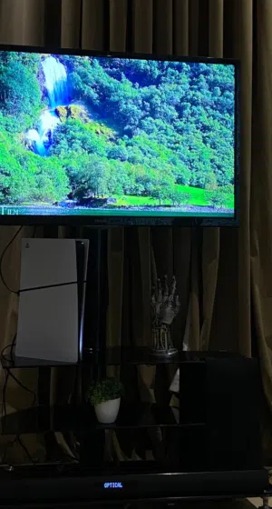 شاشه Haier بالاضافه مسجل ضخم ومسجل LG