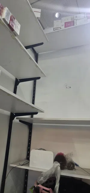 سلام عليكم ديكور محل للبيع تام