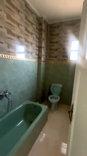 ‏٣ غرف نوم ‏.‏ حمّام ‏.‏ 96 م٢‏4