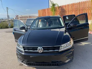 تيجوان-2020-ماطور-2000-بنزين-4-4-190-حصان-صنع-شهر6-2020-ولا-غرام-بوية-نظام-إيكو-وأنظمة-قيادة-متعددة