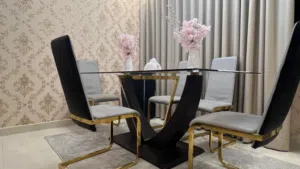 6 seater Dining Table