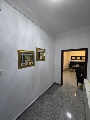 4 Bedrooms . Unfurnished . Monthly4