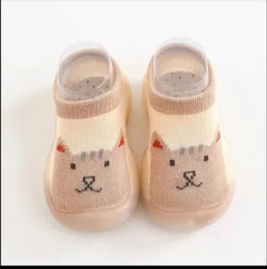 new shoes for infant    احذيه مريحه للرضع والاطفاله 3 to 18 months