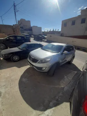 كيا سبورتاج 2012 فضي مستعملة بحالة ممتازة مع مواصفات كوريا وتكنولوجيا حديثة