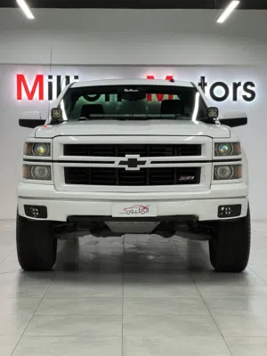 Used Chevrolet Silverado in Muscat