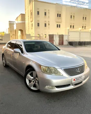 Lexus LS460L 2007.