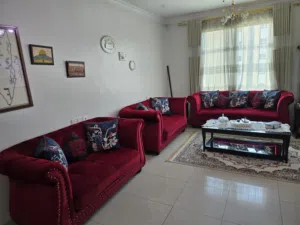 طقم كنب بحاله جيده