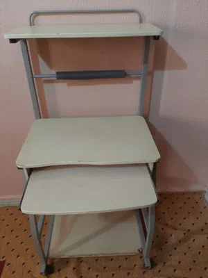 طاولة كببوتر