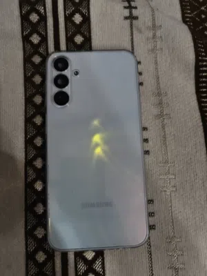 samsung A15  الجهاز كامل نضيف جدا جدابس يحتاج بورد