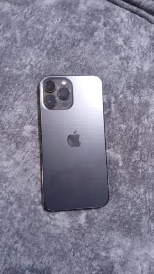 Apple iPhone 13 Pro Max 128 GB in Salt