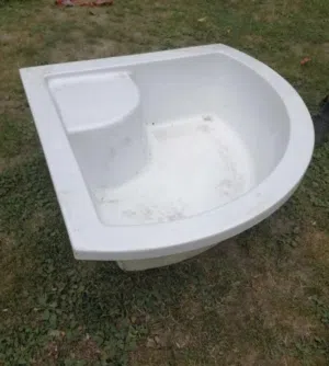 حوض استحمام نظيف للبيع