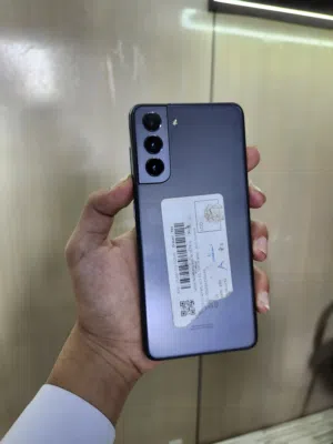 Samsung Galaxy S21 5G 128 GB in Sana'a