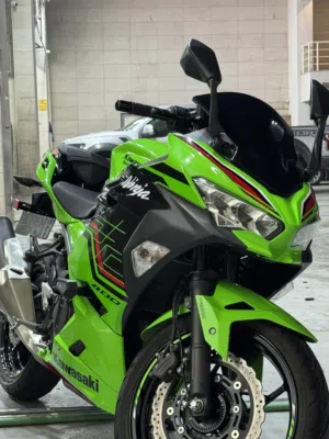 للبيع كواساكي نينجا 400 موديل 2024 ABS الممشى: 12,727 كم