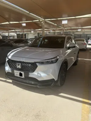 للتنازل مجاناً  هوندا HR-V 2023 ممشى 29 ألف (نظيفة جداً) صيانة وكالة كاش أو أقساط