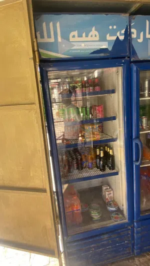 ثلاجات عرض للبيع
