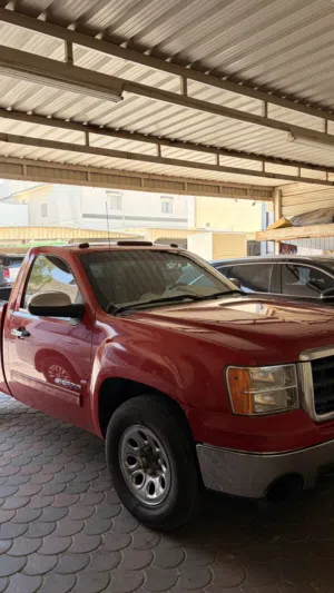 Used GMC Sierra in Al Ahmadi