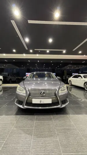Lexus LS460 Model 2013