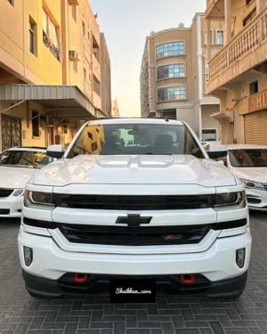 Chevrolet Silverado LT Z71(off-road) - 2017