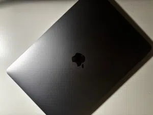 MacBook Air M1 2020 - 8GB RAM - 256GB SSD - بطارية 95