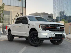 Ford f150 Lariat hiybrd 2021