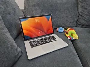 Macbook PRO 15 (retina) 2gb Nvidia - Core i7 - 16gb ram - Latest IOS Sanoma Apple Laptop