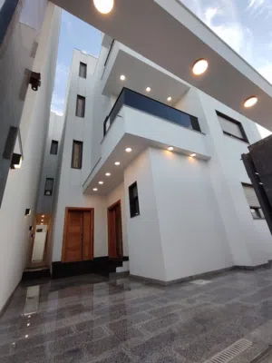 500 m2 More than 6 bedrooms Villa for Sale in Tripoli Souq Al-Juma'a