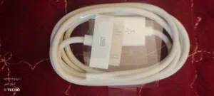 للبيع شاحن ايفون