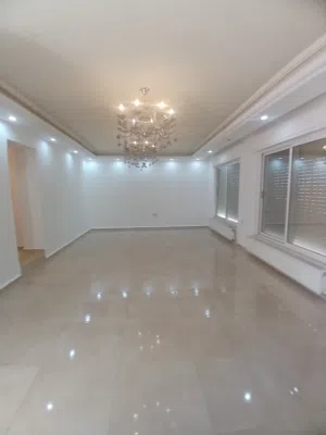 شقه فاخره فارغه ايجار الجبيهه حي الريان روف سوبر ديلوكس مساحة 140م