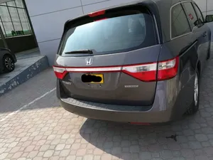 هوندا ‏اوديسى ‏Touring ‏2011