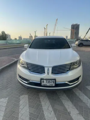 Lincoln 2016 (first owner) excellent condition no accidents