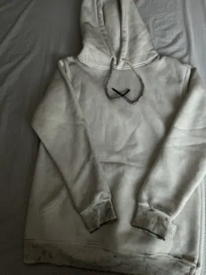 هودي جديد لم استعمله الي مرتين وسبب بيعه اشتريته ولم يعجب والداي