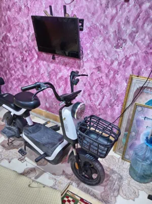 دراجه كهربائيه