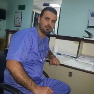 دكتور 