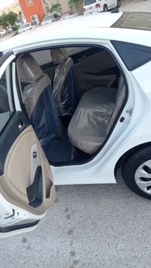 هيونداي اكسنت 2015