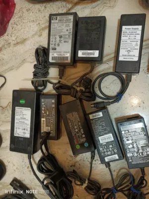 شحونDC Adapters ومحولات مختلفة فولت