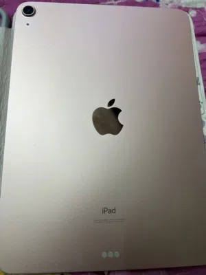 Apple iPad Air 4 64 GB in Baghdad