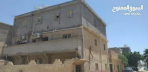 حوش للبيع قريب من جزيرة غوط الشعال