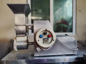 عدة مطعم للبيع