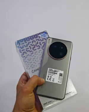 TECNO CAMON 40 premier 5G استخدام قليل