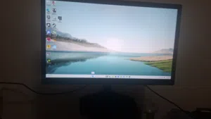 LG 22 INCH FHD , 60HZ GOOD CONDITION