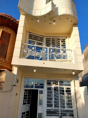 120 m2 3 Bedrooms Townhouse for Rent in Baghdad Zayona
