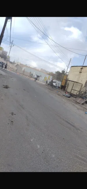 ارض للبيع إسكان طلال  وأرض في ضاحيه المدينه