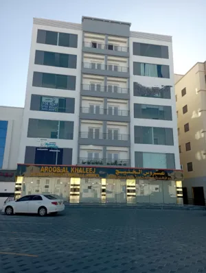 مكتب مفتوحة للايجار في المعبيلة بحوار نيستو ومسقط مول