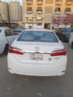 سياره تويوتا للبيع  بحاله جيده