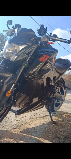 Suzuki Gsx S 1000