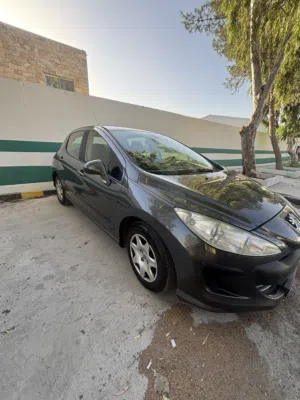 Peugeot 308  2011